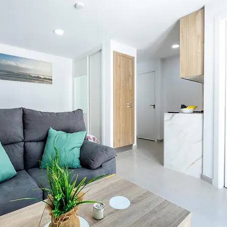 1 Charming In Americas Apartment