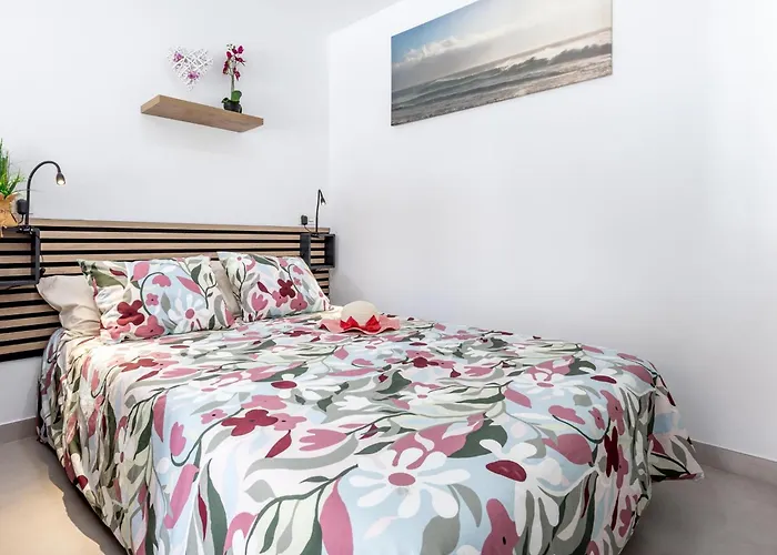 1 Charming In Americas